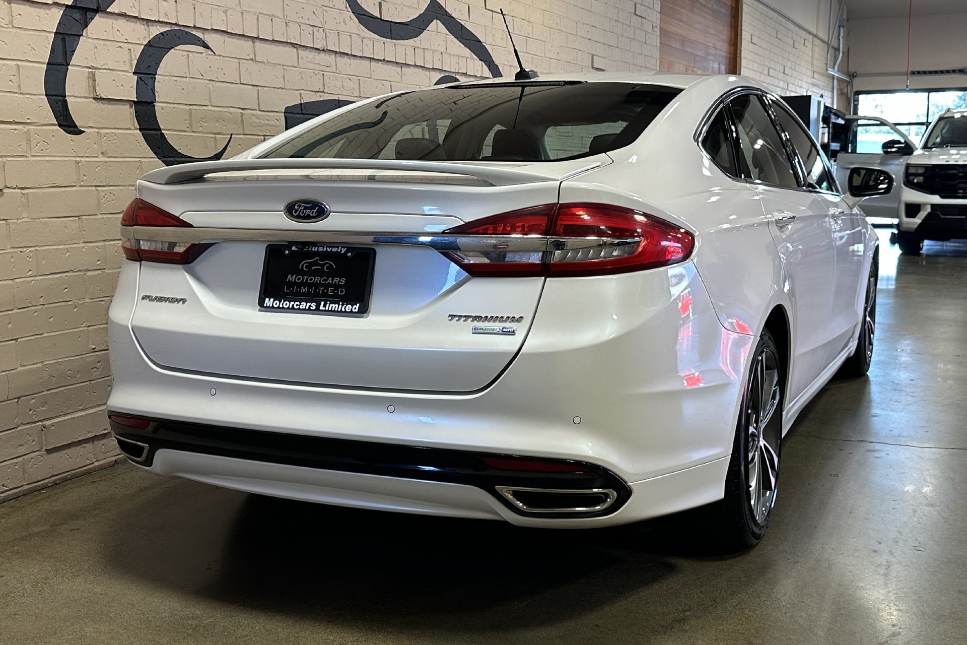Used 2018 Ford Fusion Titanium AWD/4WD image 5