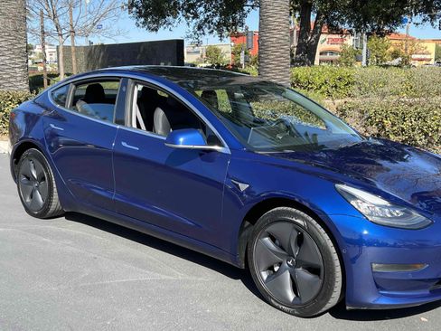 Used 2018 Tesla Model 3 Long Range image 38