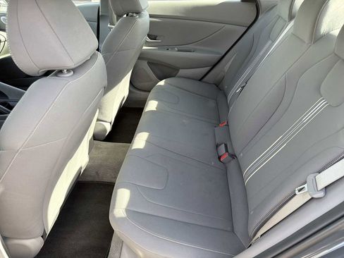 Certified 2023 Hyundai Elantra SEL image 13