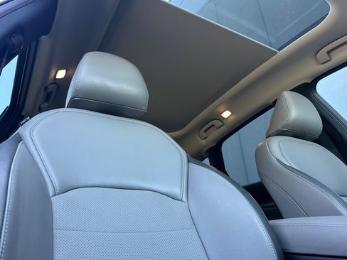 Certified 2025 INFINITI QX50 Luxe AWD/4WD image 21