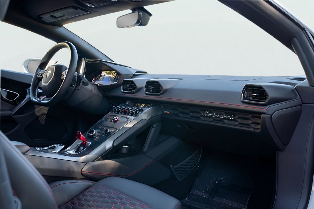 Used 2019 Lamborghini Huracan LP 580-2 RWD image 29