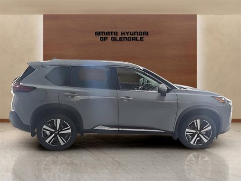 Used 2021 Nissan Rogue SL image 7