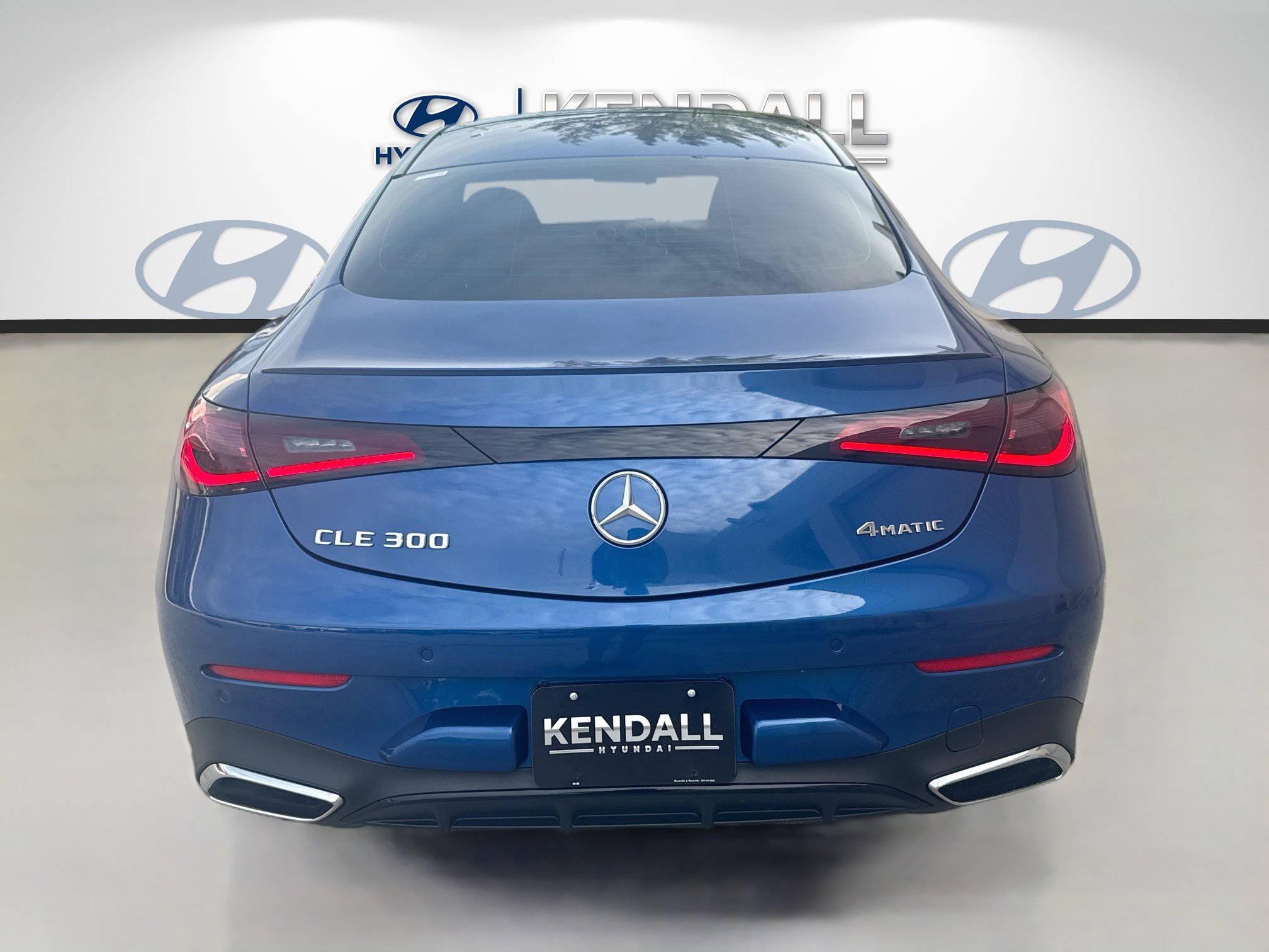 Used 2024 Mercedes-Benz CLE 300 4MATIC Coupe image 5