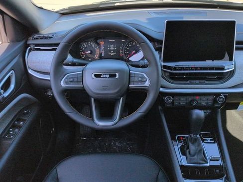 New 2026 Jeep Compass Latitude AWD/4WD image 15