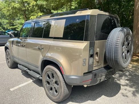 Used 2026 Land Rover Defender 110 S AWD/4WD image 7