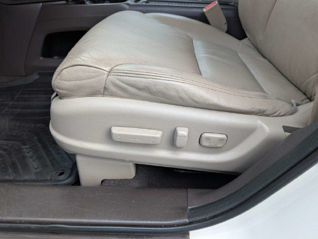 Used 2012 Honda CR-V EX-L image 21