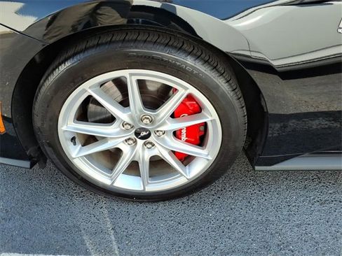 Used 2024 Ford Mustang GT Premium image 5
