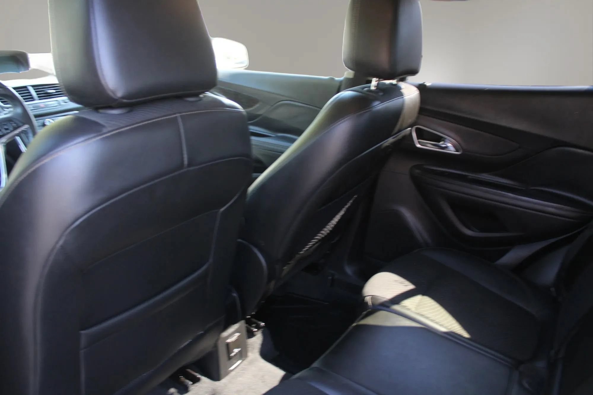 Used 2013 Buick Encore Convenience AWD/4WD image 18