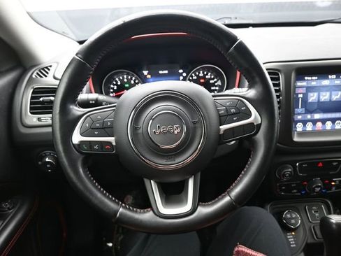 Used 2020 Jeep Compass Trailhawk image 20
