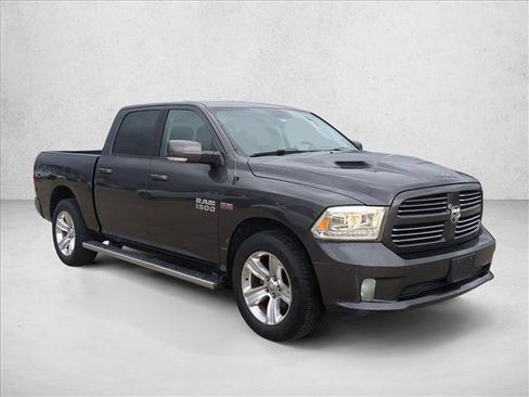Used 2015 RAM 1500 Sport w/ Convenience Group image 3