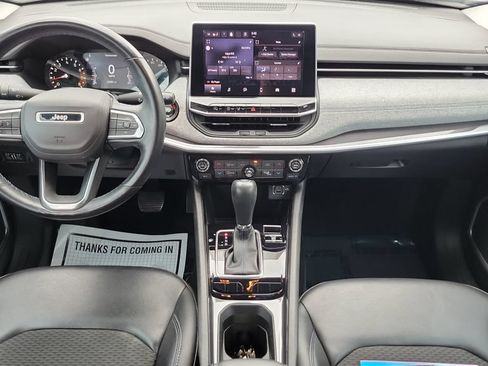 Used 2022 Jeep Compass Latitude w/ Convenience Group FWD image 11