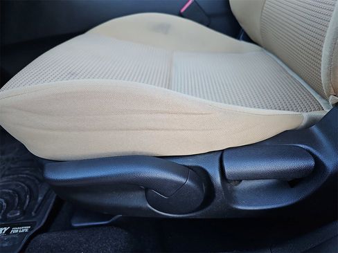 Used 2012 MAZDA MAZDA3 i Touring image 26