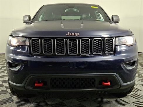 Used 2018 Jeep Grand Cherokee Trailhawk image 5