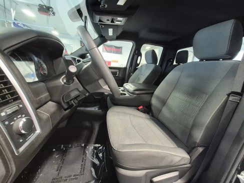 Used 2022 RAM 1500 Warlock AWD/4WD image 11