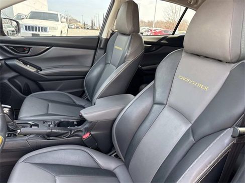 Used 2022 Subaru Crosstrek 2.5i Sport w/ Moonroof Package image 13