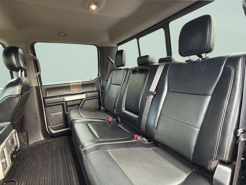 Used 2019 Ford F250 Lariat w/ Lariat Value Package AWD/4WD image 25