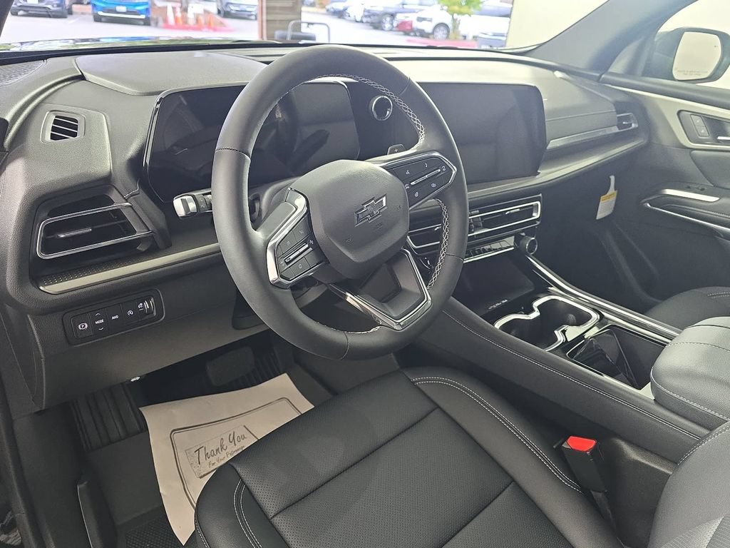 New 2027 Chevrolet Traverse LT w/ Midnight/Sport Edition AWD/4WD image 12