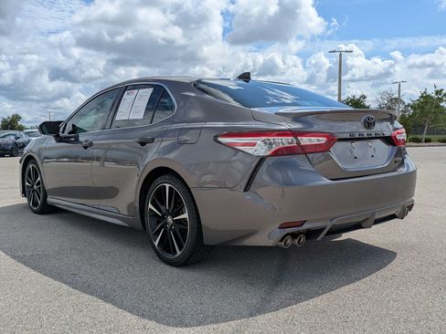 Used 2020 Toyota Camry XSE FWD image 7
