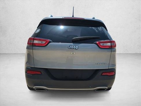 Used 2015 Jeep Cherokee Limited FWD image 6