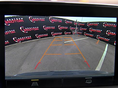 Used 2024 Chevrolet Tahoe LT image 18