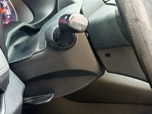 Used 2020 Toyota RAV4 LE image 11