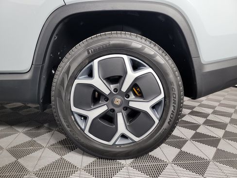 Used 2022 Rivian R1T Adventure AWD/4WD image 10