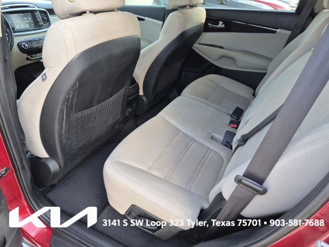 Used 2017 Kia Sorento FWD w/ LX Convenience Package image 22