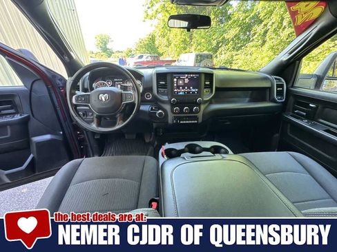 Used 2024 RAM 2500 Tradesman w/ Chrome Appearance Group AWD/4WD image 19