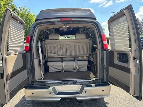 Used 2014 GMC Savana 1500 RWD image 11