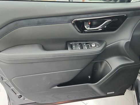 New 2026 Subaru Forester Limited AWD/4WD image 12