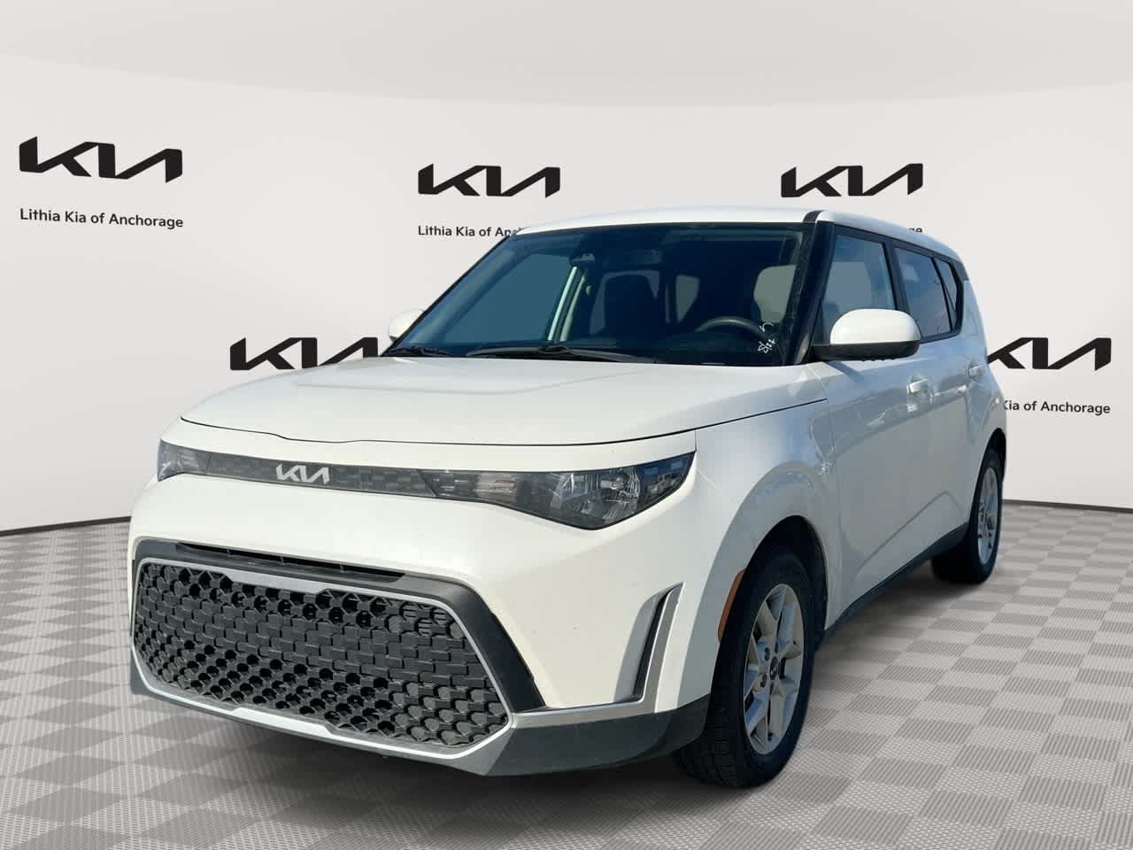 Certified 2023 Kia Soul LX w/ Option Group 015 FWD image 1