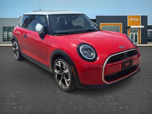 Used 2025 MINI Cooper S FWD image 1