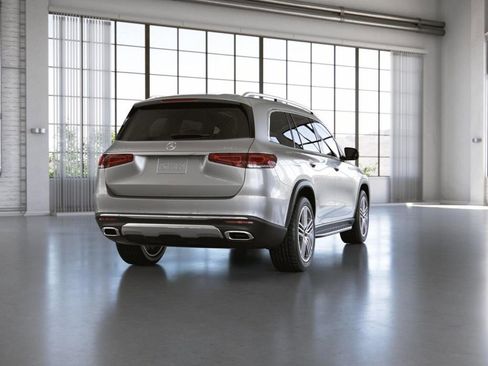 Used 2023 Mercedes-Benz GLS 450 4MATIC image 24