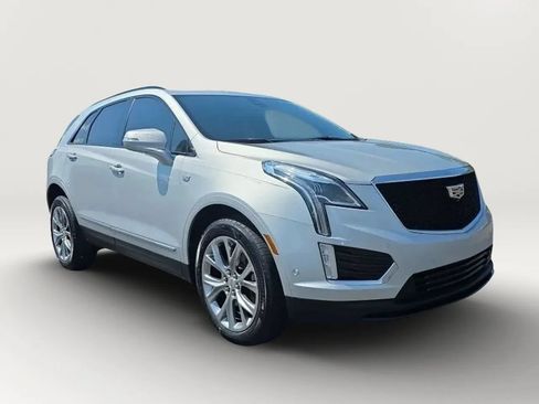 Used 2020 Cadillac XT5 Sportv AWD/4WD image 3