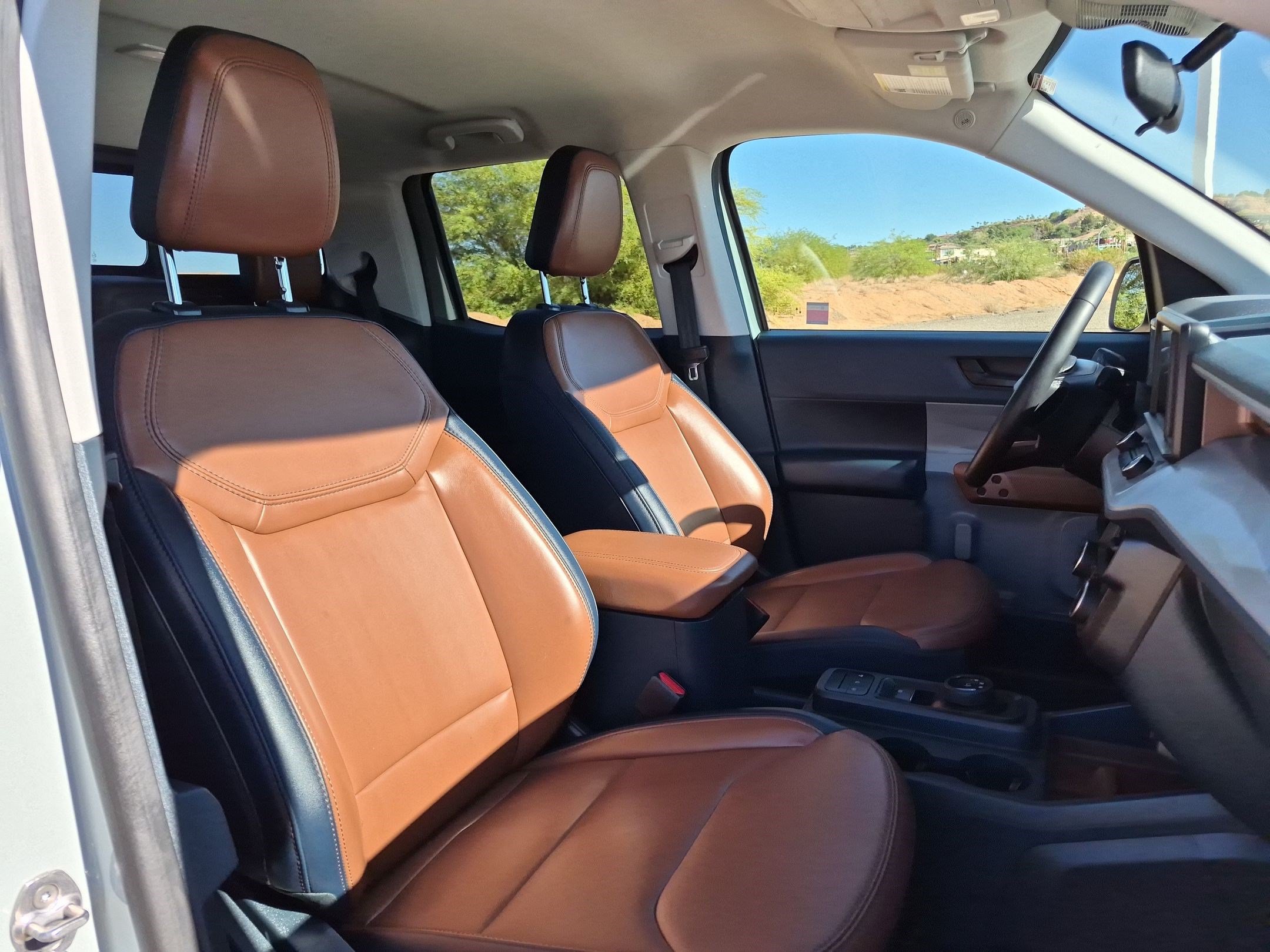 Used 2024 Ford Maverick Lariat FWD image 30