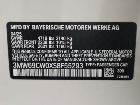 Used 2025 BMW 330i Sedan w/ Convenience Package image 35