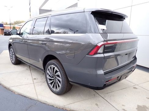 New 2025 Lincoln Navigator Black Label image 10