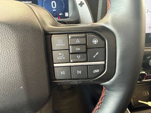 Used 2025 Ford F150 Raptor AWD/4WD image 17