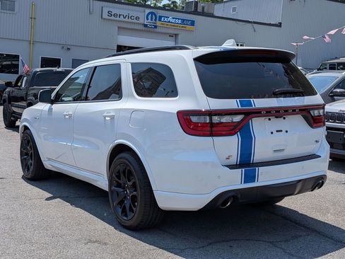 Used 2022 Dodge Durango R/T w/ Tow 'N Go Package AWD/4WD image 12