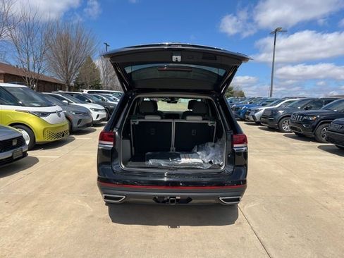 New 2026 Volkswagen Atlas SE AWD/4WD image 11