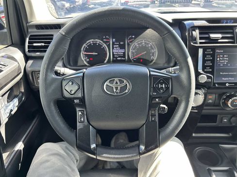 Used 2021 Toyota 4Runner Venture AWD/4WD image 11