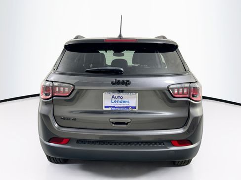 Used 2022 Jeep Compass Latitude AWD/4WD image 6