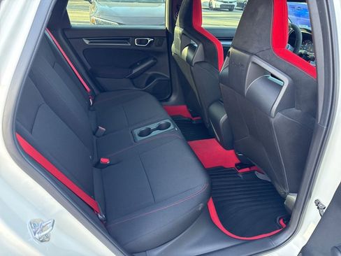 Used 2025 Honda Civic Type R image 12