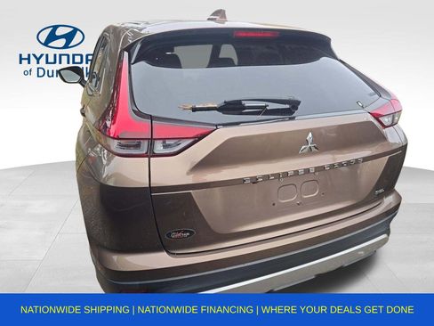 Used 2022 Mitsubishi Eclipse Cross SEL image 2