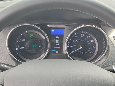 Used 2015 Hyundai Sonata Limited w/ Option Group 02 image 25