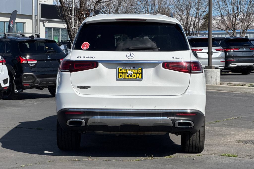 Used 2022 Mercedes-Benz GLS 450 4MATIC image 5