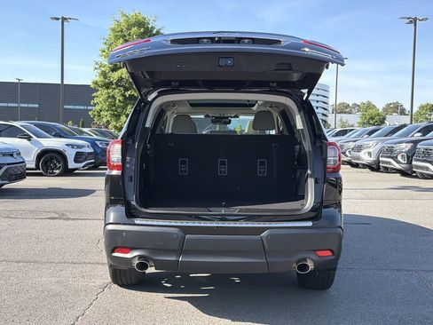 Used 2024 Subaru Ascent Limited w/ Technology Package AWD/4WD image 15