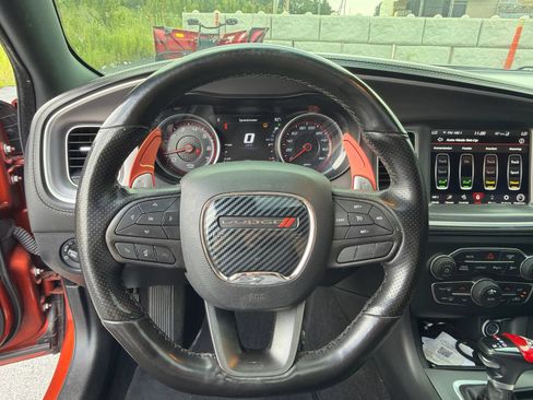 Used 2022 Dodge Charger Scat Pack w/ Dynamics Package RWD image 14