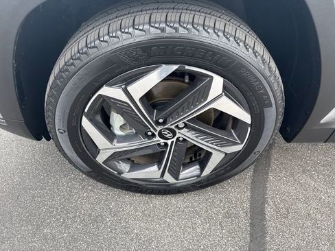Certified 2024 Hyundai Tucson Limited AWD/4WD image 38