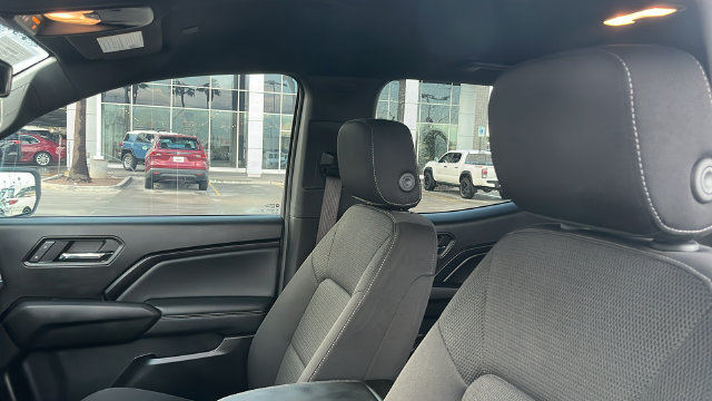 Used 2025 GMC Canyon Elevation RWD image 15